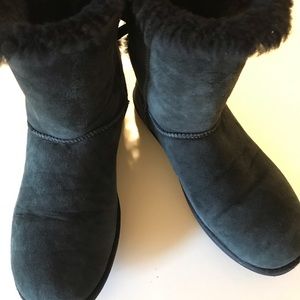 UGG boots bailey boots size 10 in good condition